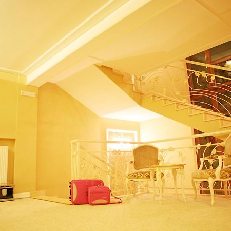 Hotel Villa Viktorija Баня-Лука Экстерьер фото