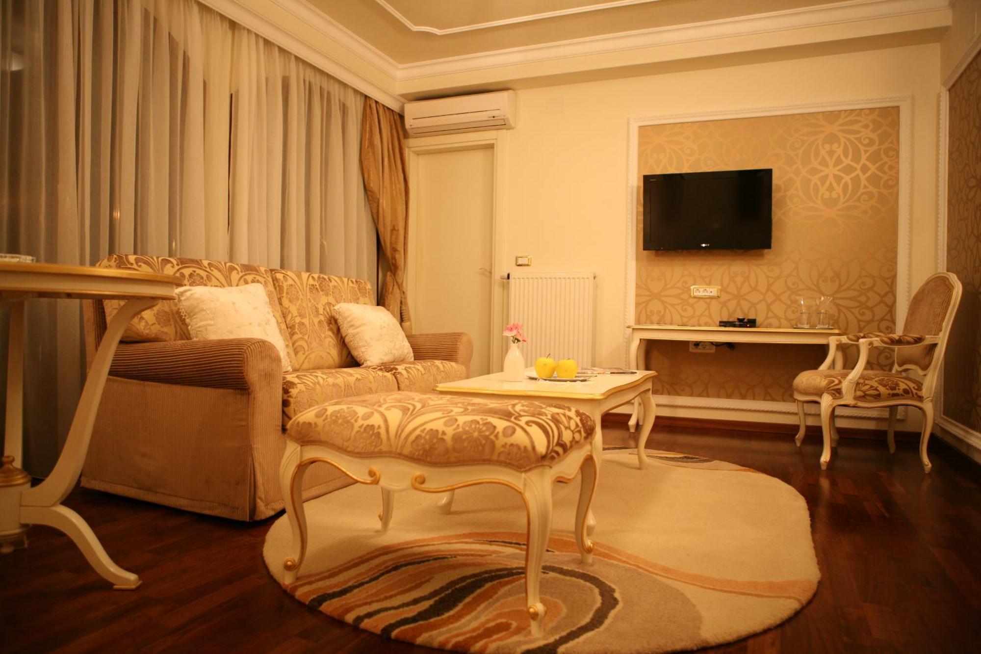 Hotel Villa Viktorija Баня-Лука Экстерьер фото