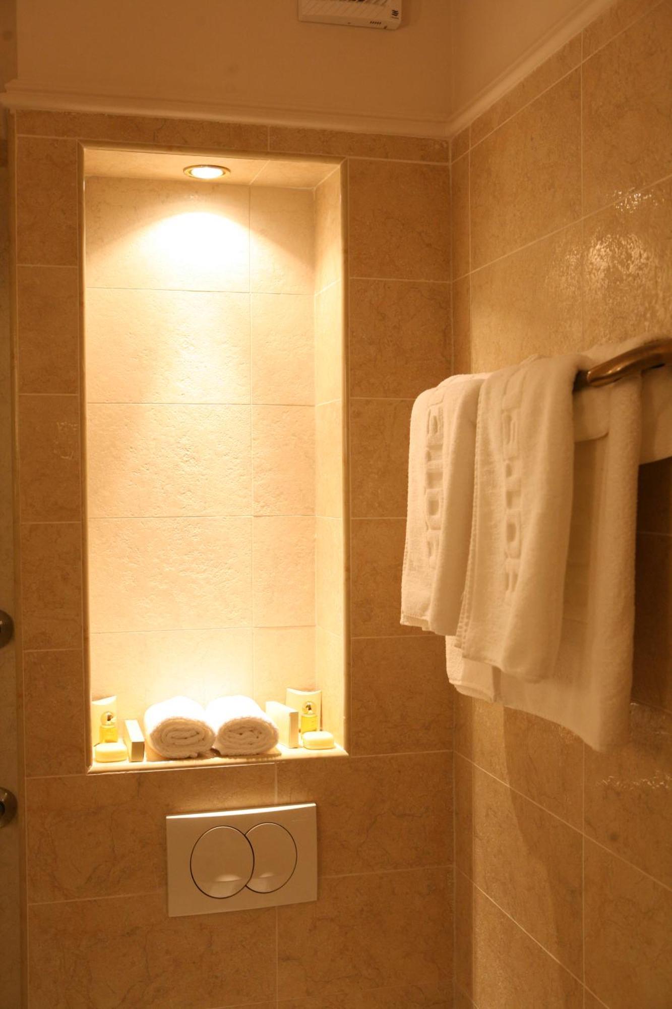 Hotel Villa Viktorija Баня-Лука Экстерьер фото