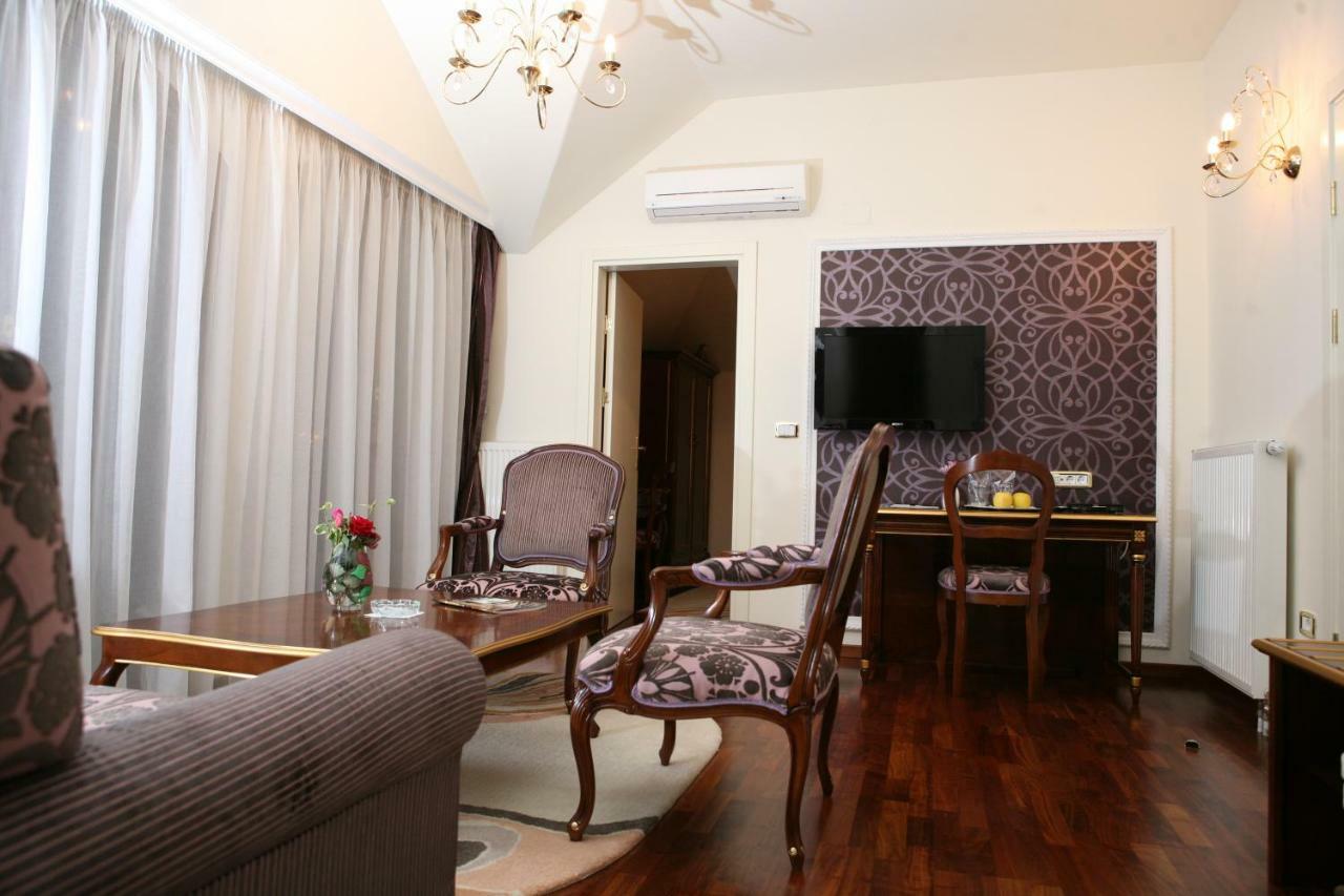 Hotel Villa Viktorija Баня-Лука Экстерьер фото